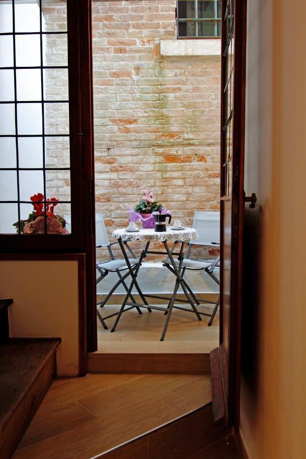 Tre Raggi Apartment Venetië Buitenkant foto